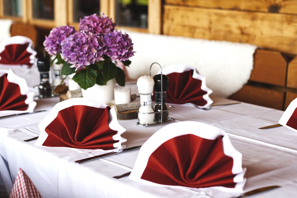 feste-feiern-auf-der-alm